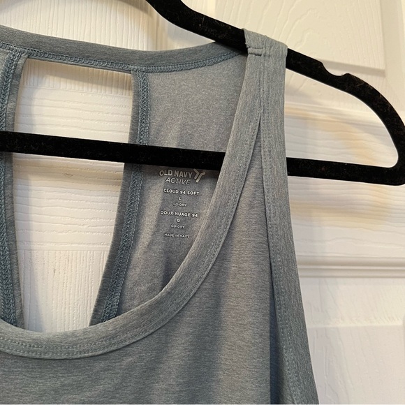 NWT Athletic Workout Top - Picture 2 of 7